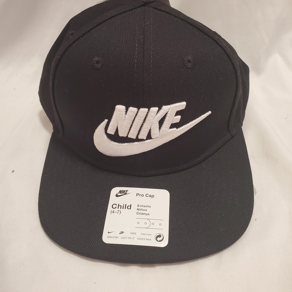 Nike True Black Snapback Flat Brim Pro Cap Baseball Hat Child 4-7 NWT 2560-023
